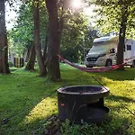 Rustikalna Chalupka Pri Jazere Nemšová