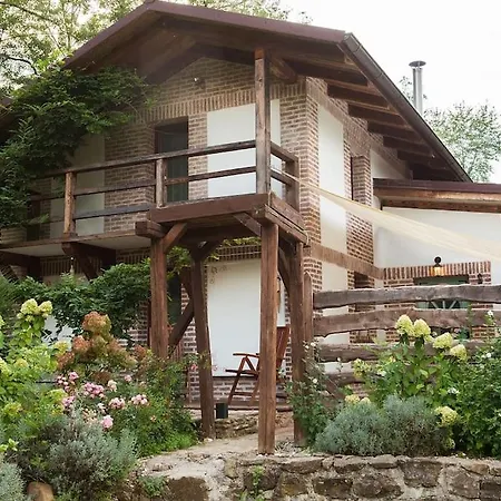 Rustikalna Chalupka Pri Jazere