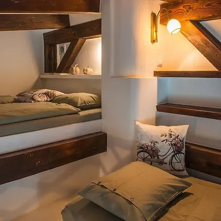 Chalet Rustikalna Chalupka Pri Jazere Nemsova