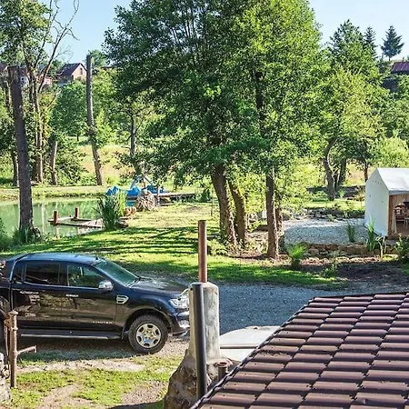 Chalet Rustikalna Chalupka Pri Jazere